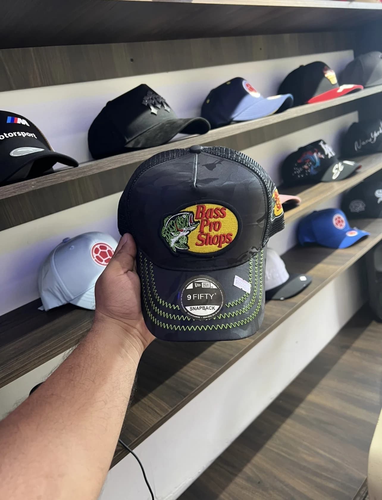 Gorra bass pro