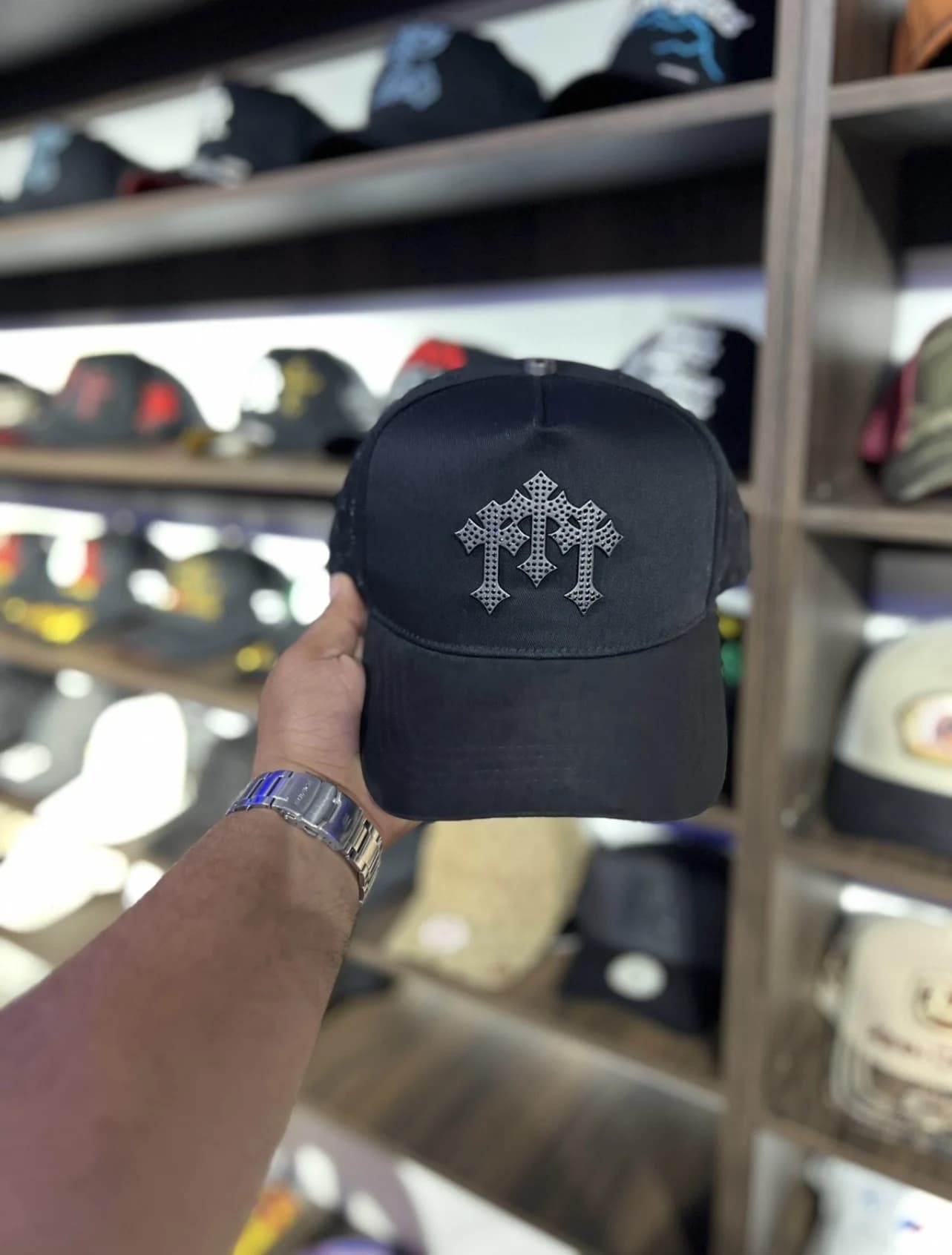 Gorra tres cruces barbas hats